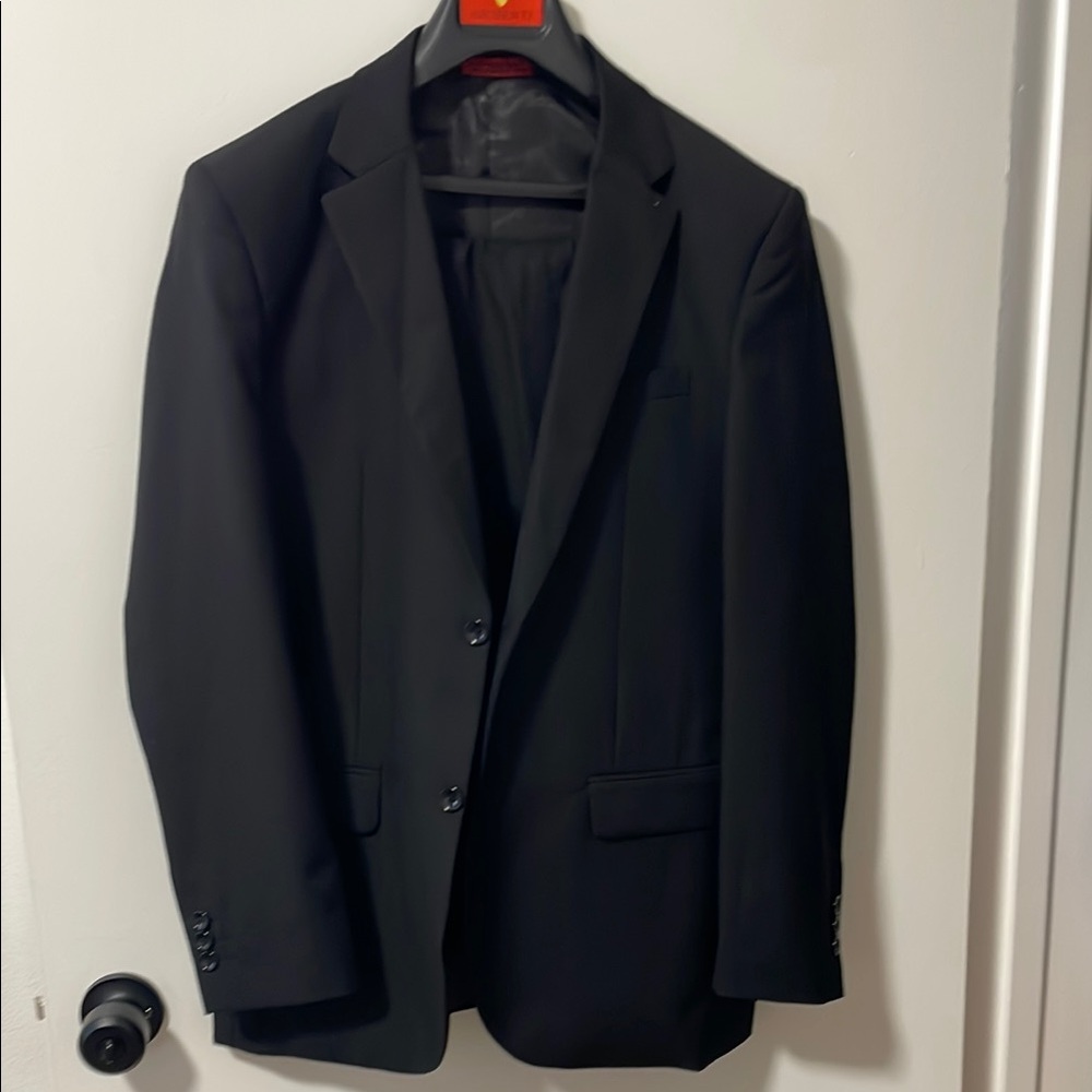 Black Sport Coat with Notched Lapel and Structured Shoulders